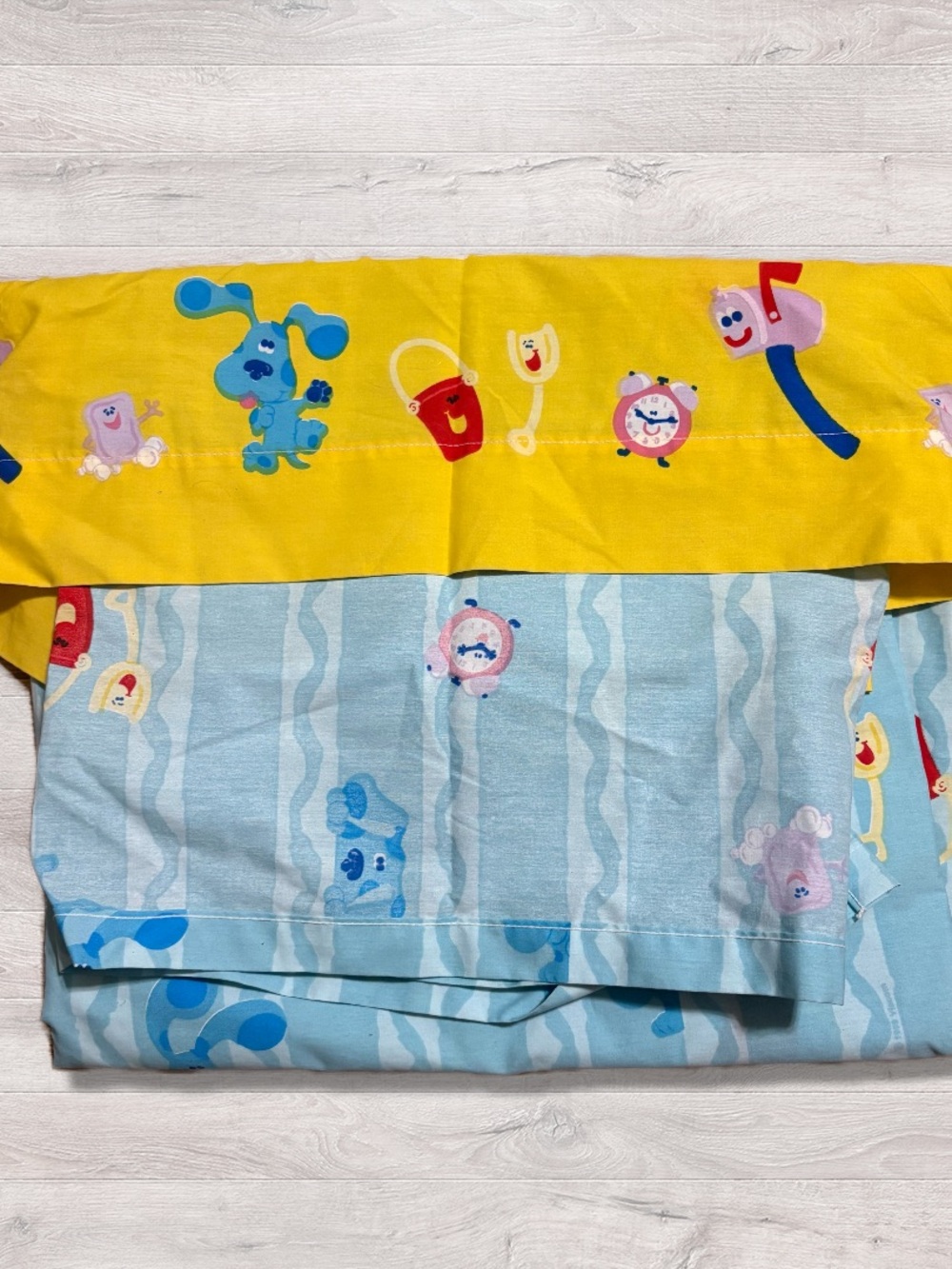 Vintage 1990s Blues Clues Twin Flat Sheet Dan River Nickelodeon Childrens Bed